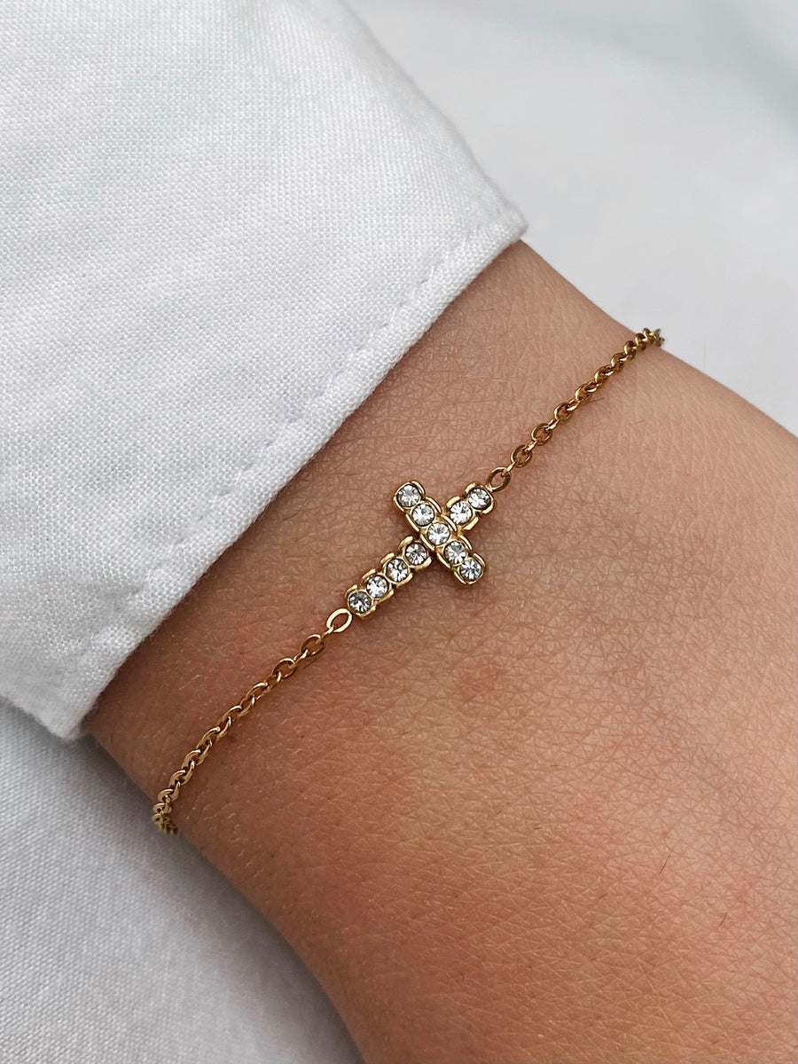 Crystal cross bracelet