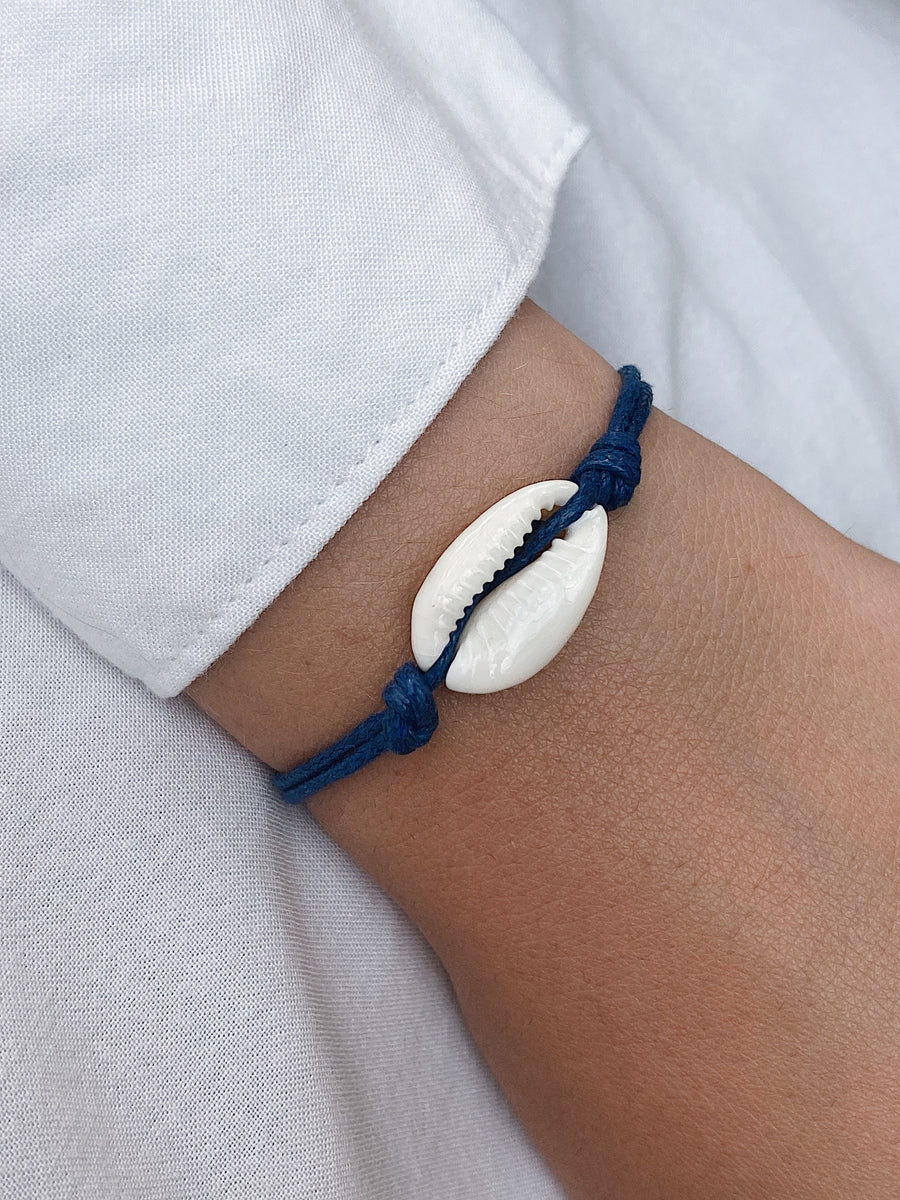 Amy shell bracelet