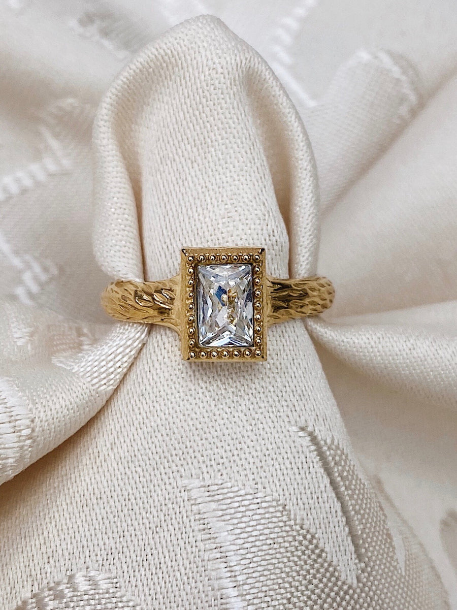 Vintage diamond ring