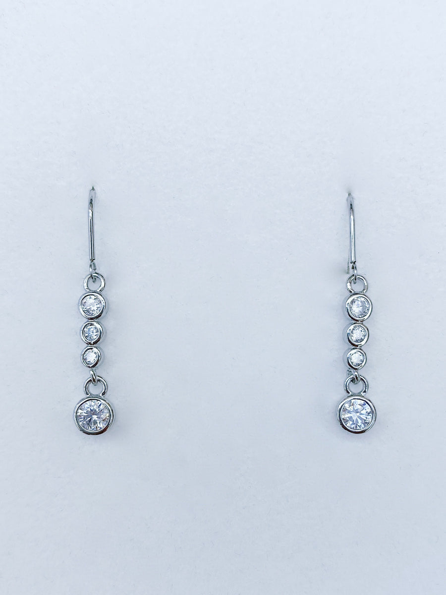 Earchain diamonds earrings