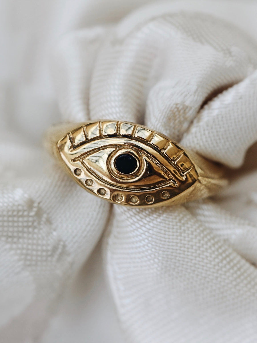 The eye ring