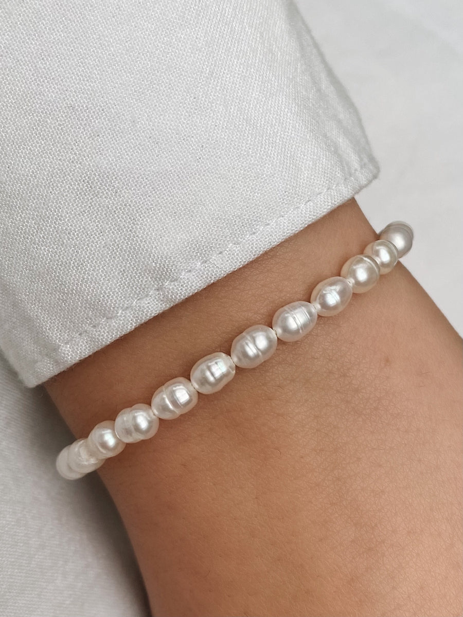 Sweet pearl bracelet