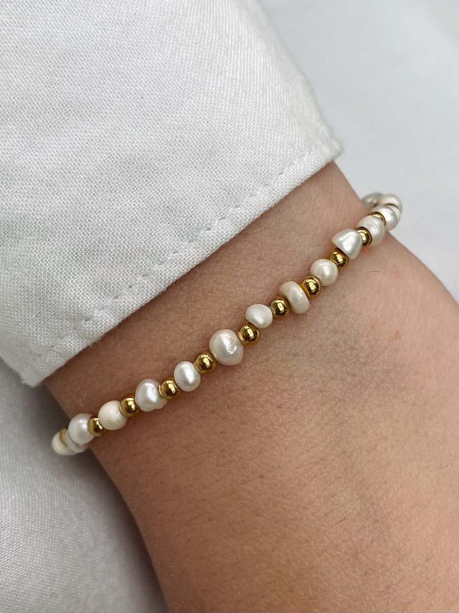 White golden pearl bracelet