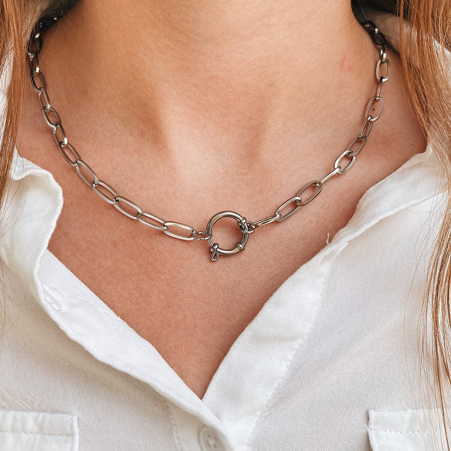 Alicia chain necklace