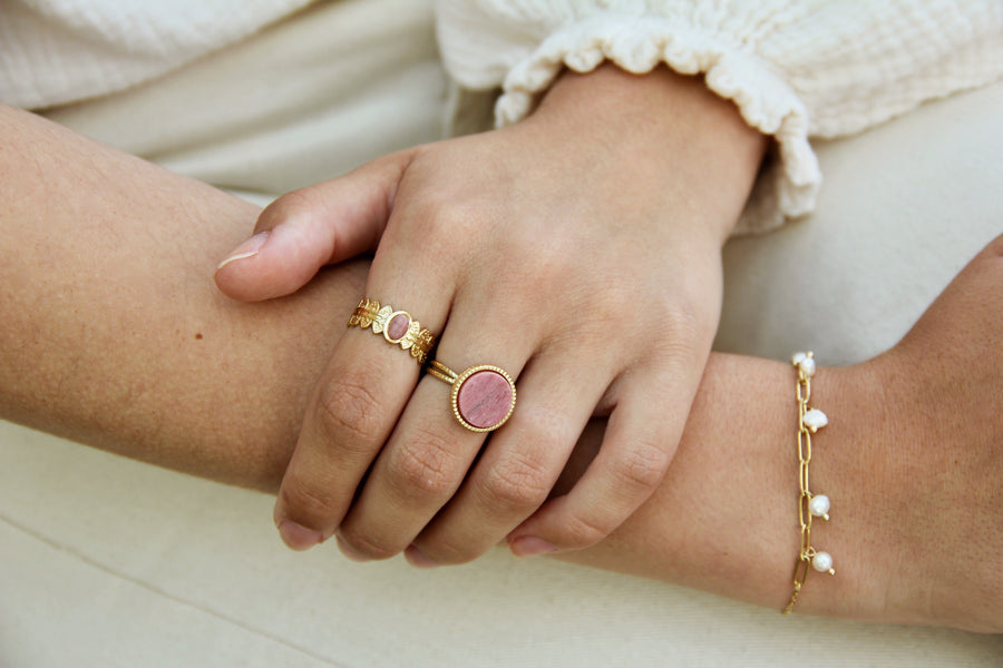 Pink leaf ring