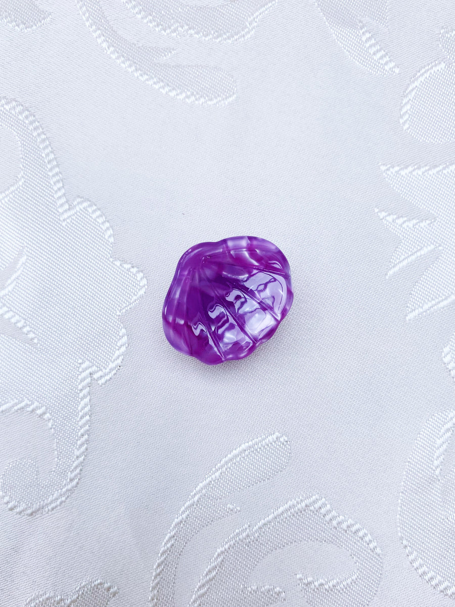 Mini purple shell hair claw