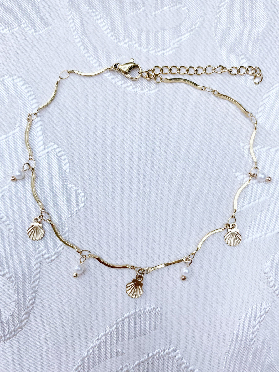 Shell and pearls anklet