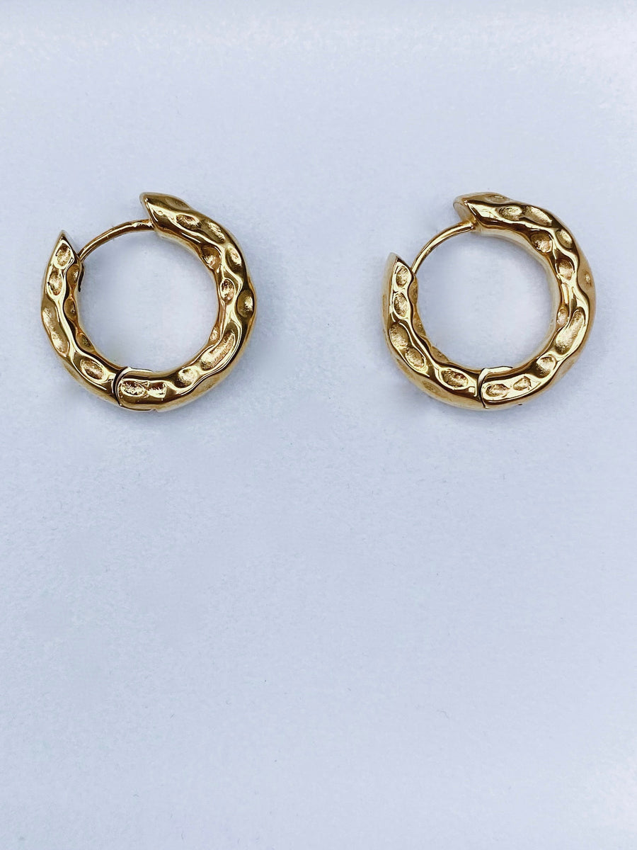 Rough hoop earrings