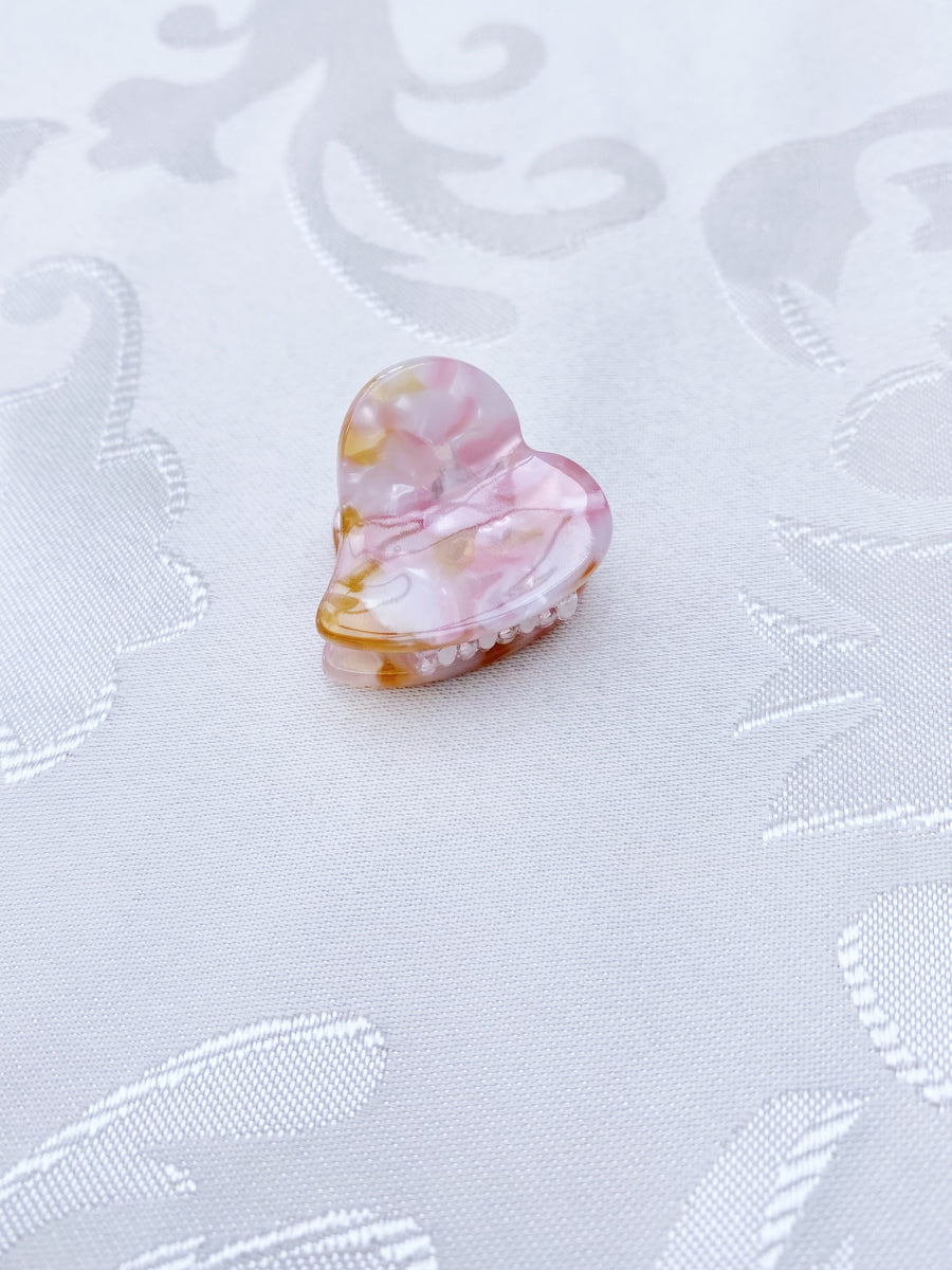 Mini pink heart hair claw