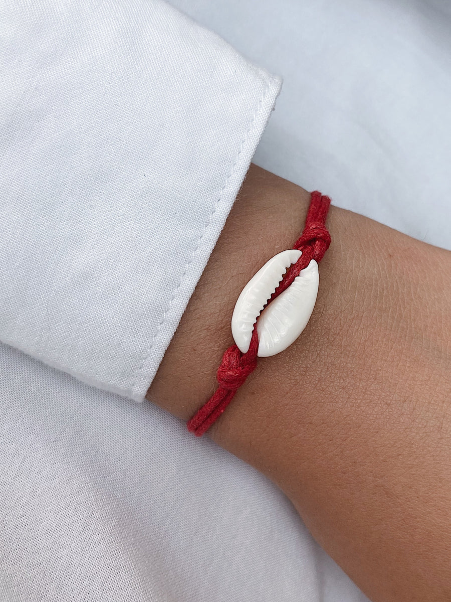 Amy shell bracelet