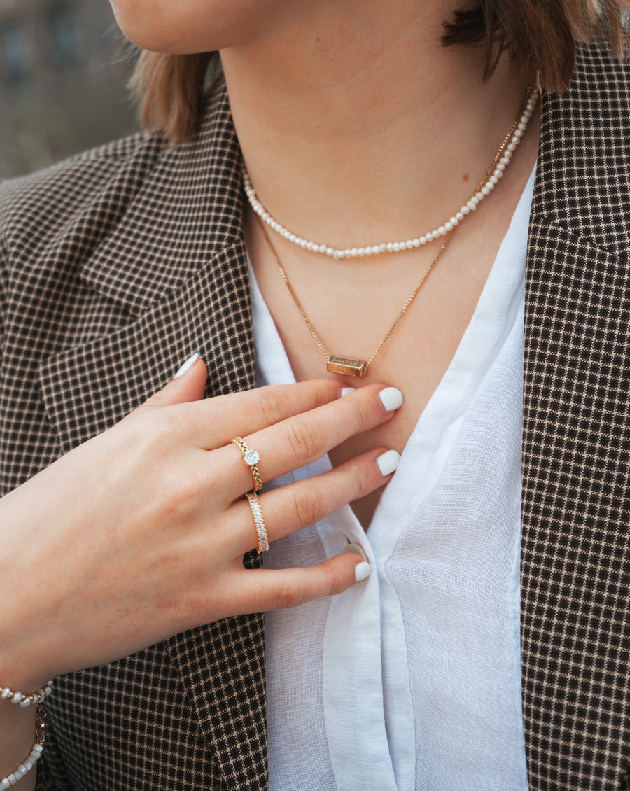 Lucy crystal ring