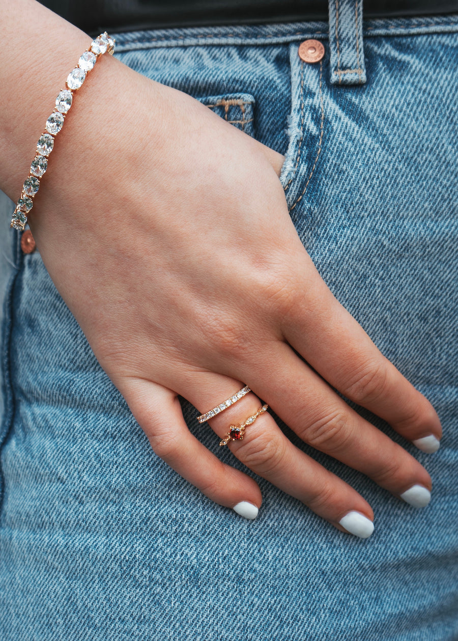 Red flower ring