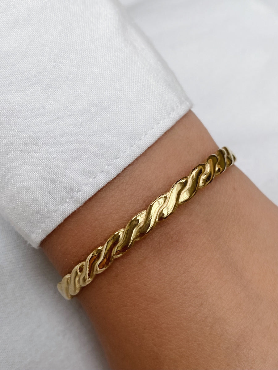 Vintage wavy bracelet