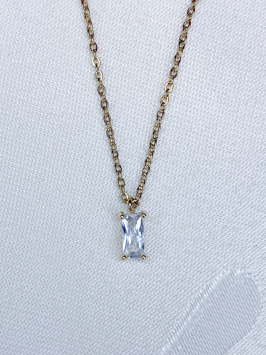 Crystal bar necklace