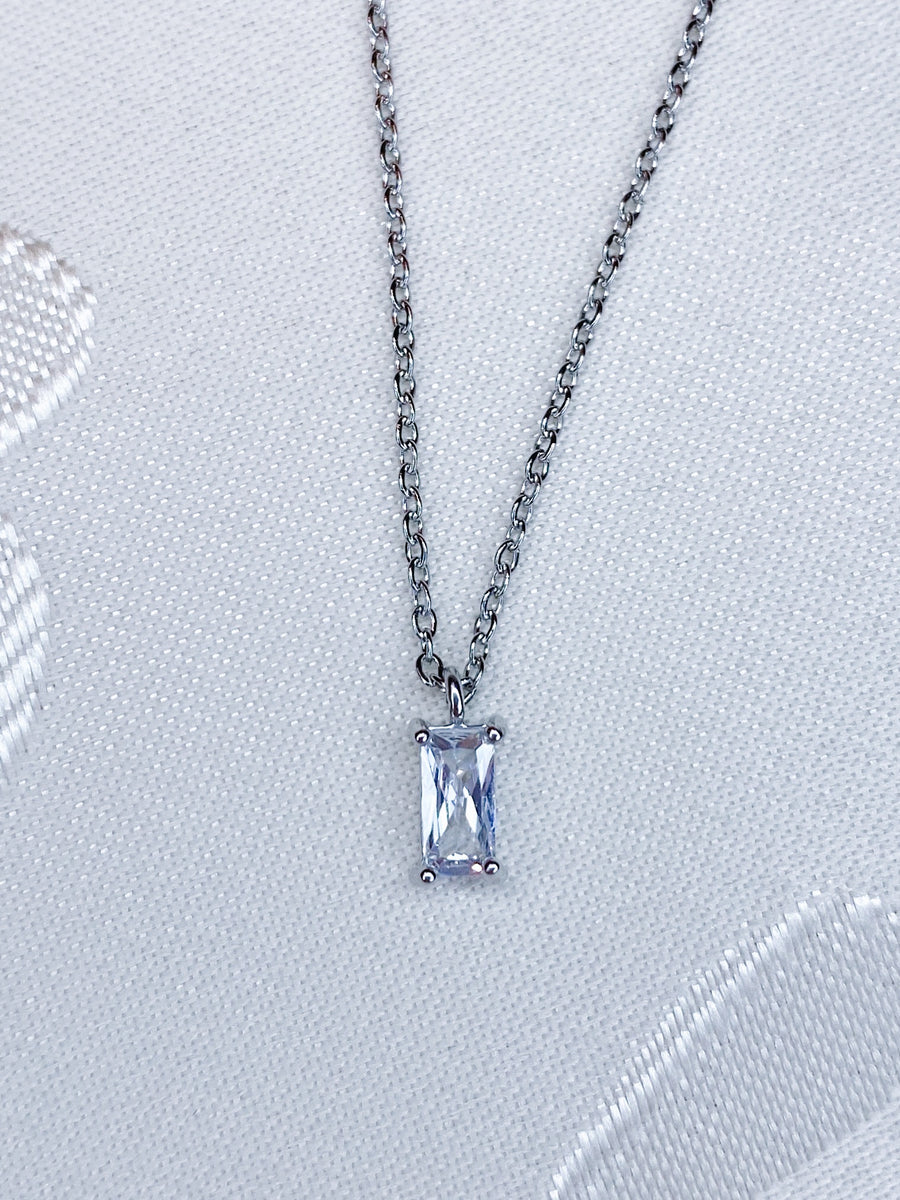 Crystal bar necklace