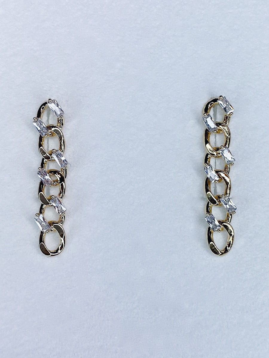 Sparkling diamond chain earrings