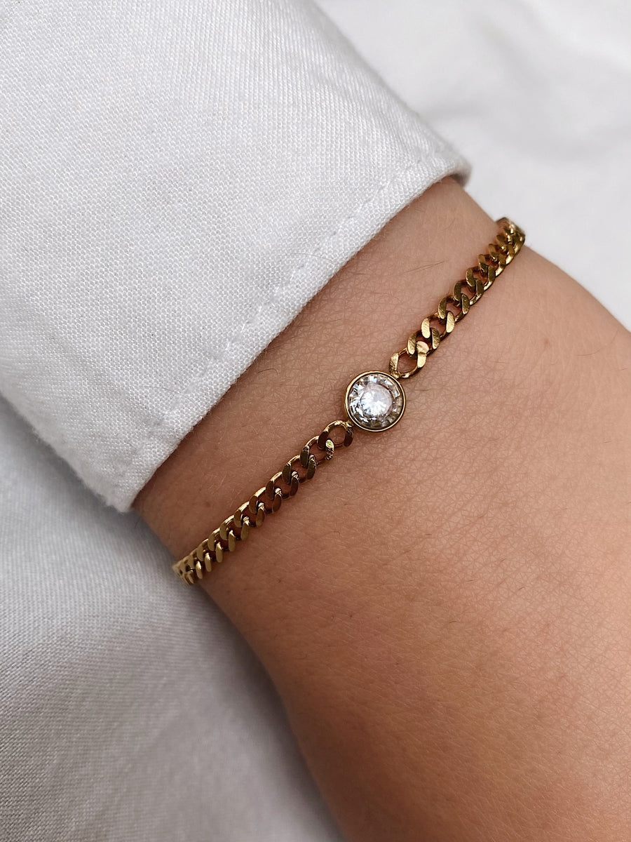 Sparkling diamond bracelet