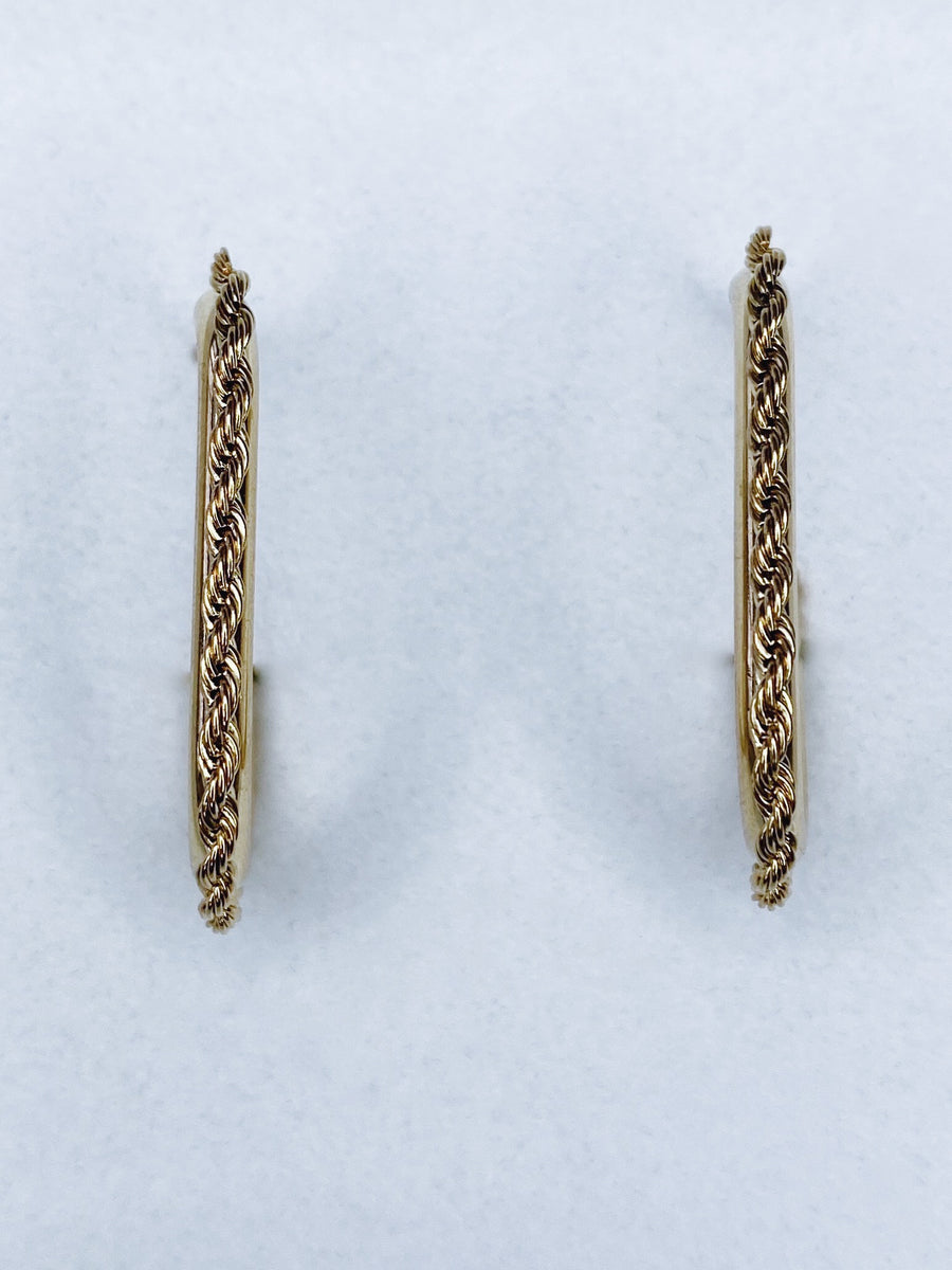 Twisted fine earrings