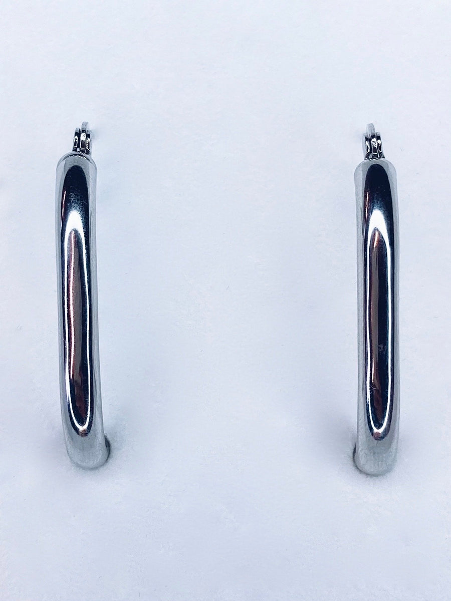 Smooth oval earrings