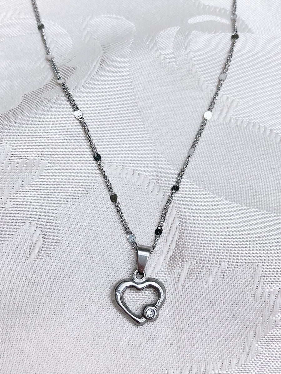 Diamond heart necklace