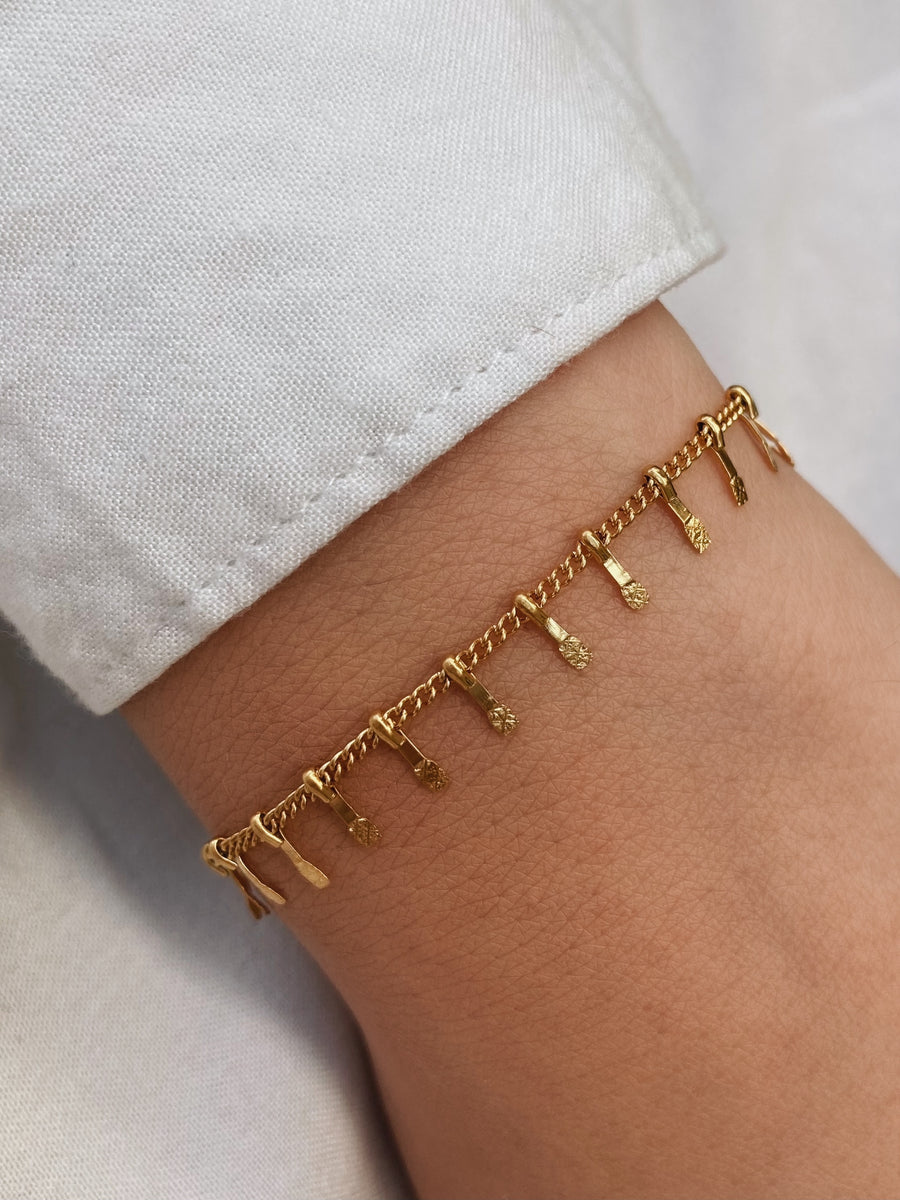 Spike bracelet